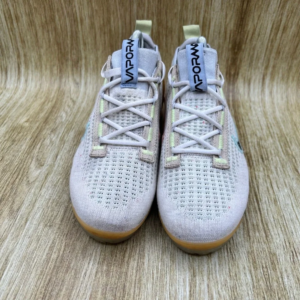 Nike Air VaporMax 2021 Flyknit Kid's 4Y Mismatched Swoosh DQ7758-100 Sneakers